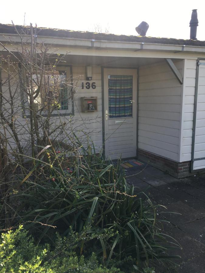 Vakantiehuisje Maartje Warmenhuizen Exteriör bild